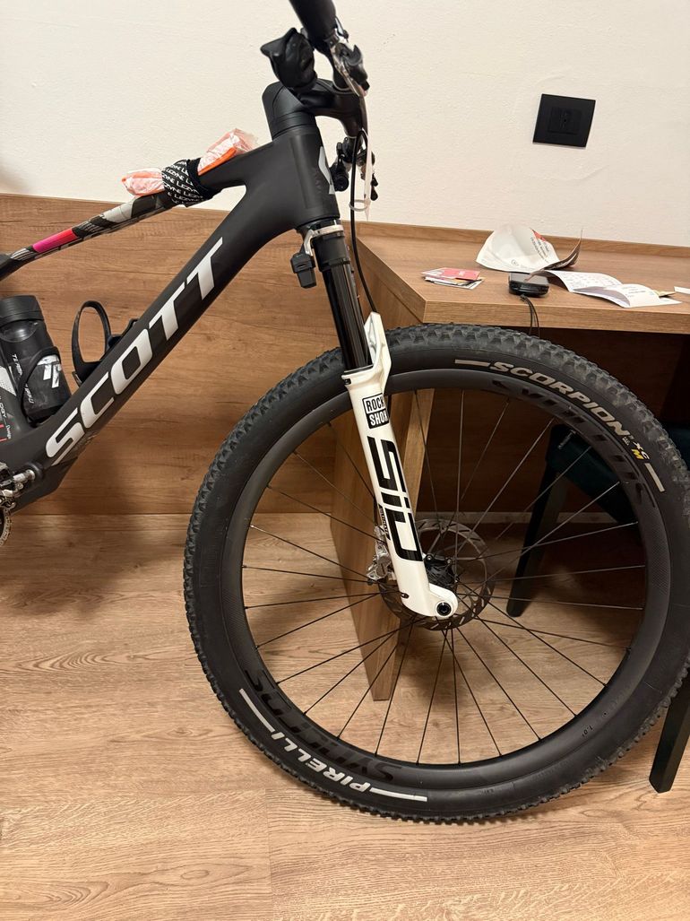 Brugt Scott Spark RC World Cup EVO 2025 2025 Mountainbike — billede 4 af 6