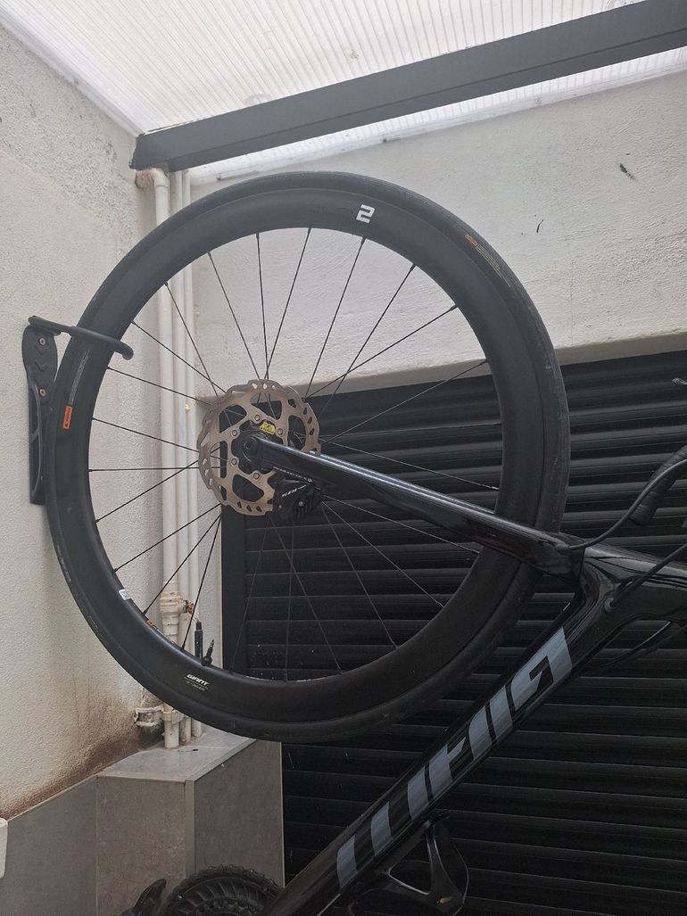 Giant TCR Advanced Disc 2 2024 2024 Road & Gravel usato, Nero — immagine 2 di 5