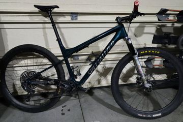 Used Specialized Epic SRAM X01 Eagle AXS 2025 Mountainbike, Green — image 1 of 4