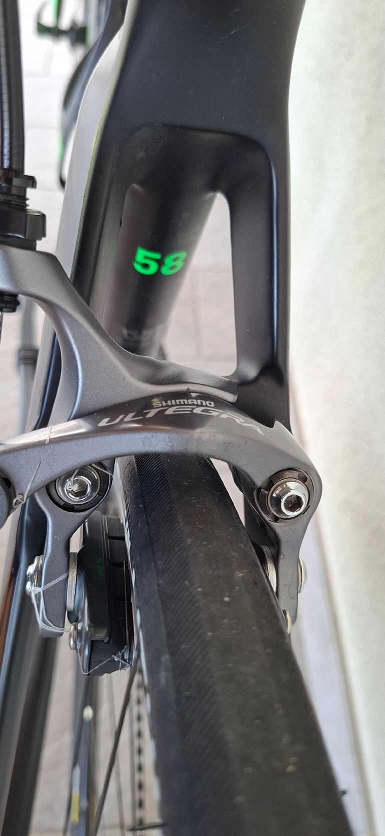 Used CUBE AGREE C:62 Pro 2017 2017 Road & Gravel, Black — image 4 of 6