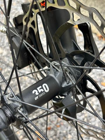 Canyon Neuron CF 8 2024 2024 Mountainbike d'occasion — image 4 sur 24