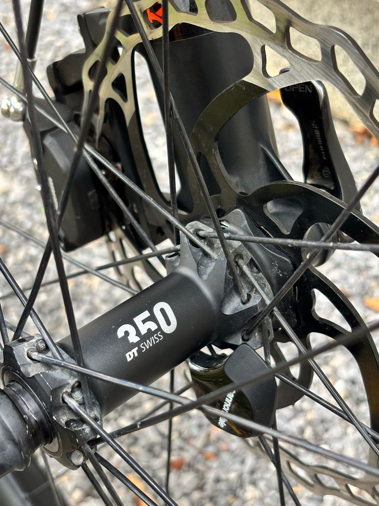 Canyon Neuron CF 8 2024 2024 Mountainbike d'occasion — image 4 sur 24