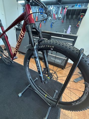 Used Specialized Chisel Custom Build (Sid SL, Crossmax SL, GX Eagle, Magura MT4, Dropper post) 2024 Mountainbike, Red — image 4 of 4