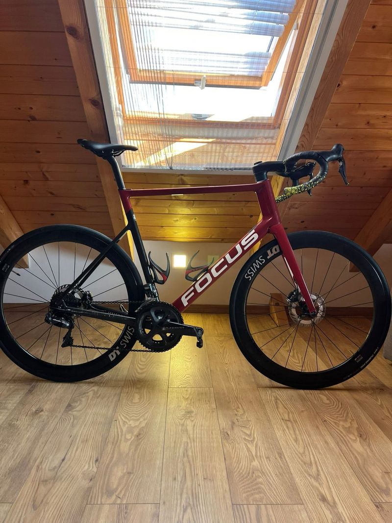 Używany Focus IZALCO MAX DISC 9.6 2021 2021 Road & Gravel