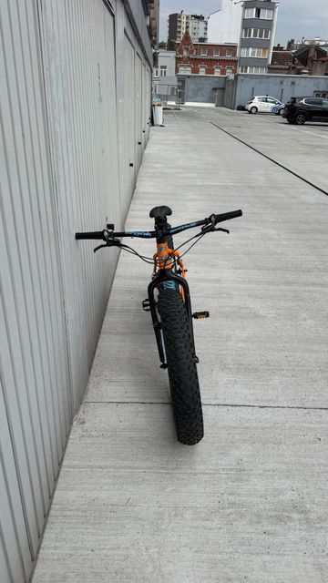 Used Specialized Fatboy Expert 2015 2015 Mountainbike, Orange, 26 — image 18 of 24