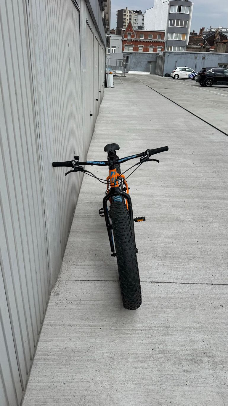 Used Specialized Fatboy Expert 2015 2015 Mountainbike, Orange, 26 — image 18 of 24