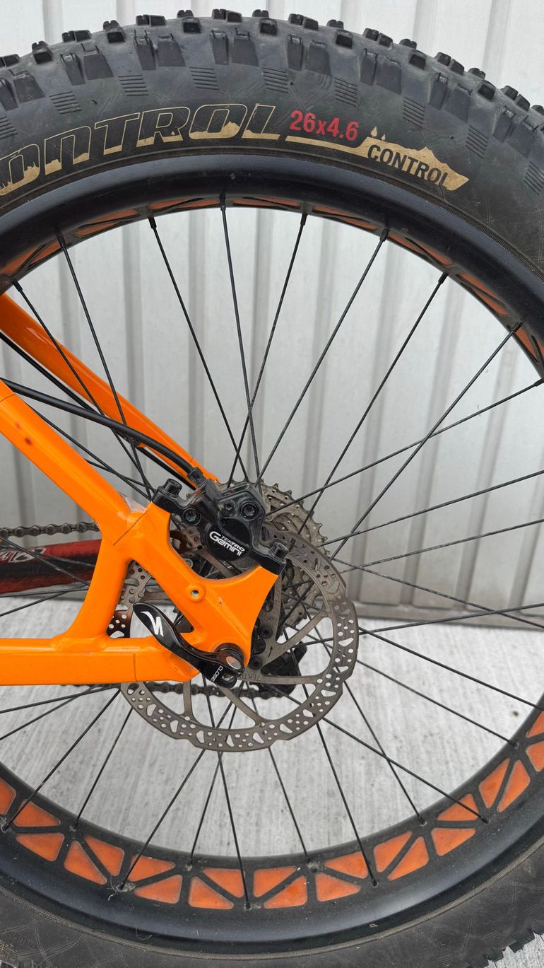 Used Specialized Fatboy Expert 2015 2015 Mountainbike, Orange, 26 — image 12 of 24
