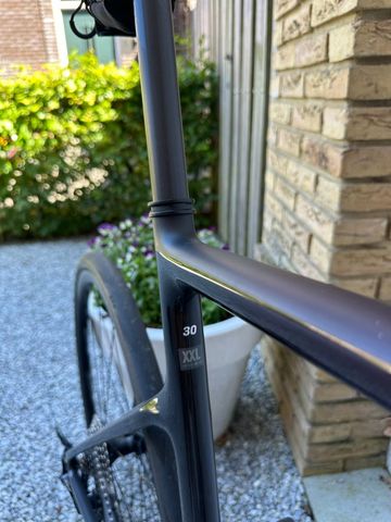 Käytetty Scott Addict 30 2024 2024 Road & Gravel — kuva 3 / 12