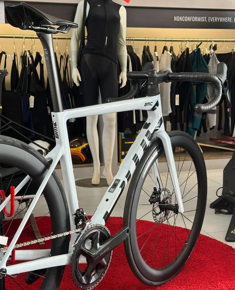 Brugt BMC Teammachine SLR THREE 2027 2027 Road & Gravel — billede 17 af 17