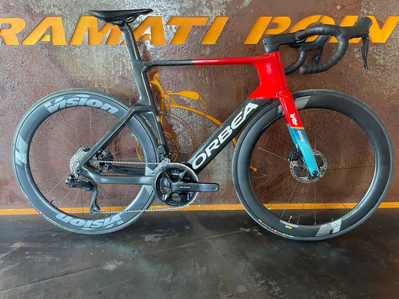 Used Orbea Orca Shimano 105 Di2 2024 Road & Gravel