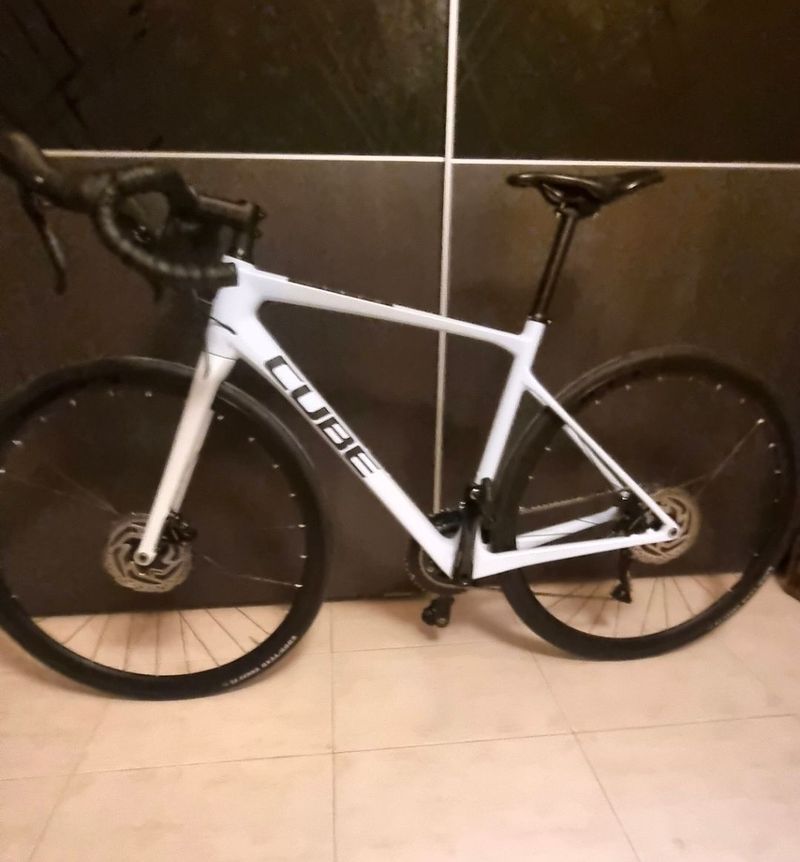 Brugt CUBE ATTAIN GTC RACE 2024 2024 Road & Gravel