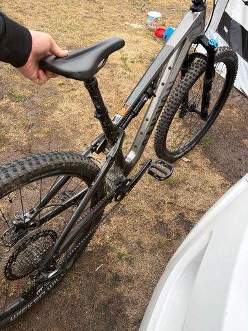 Used Canyon Neuron CF 7 2025 2025 Mountainbike, Green, 27.5, 29 — image 2 of 3