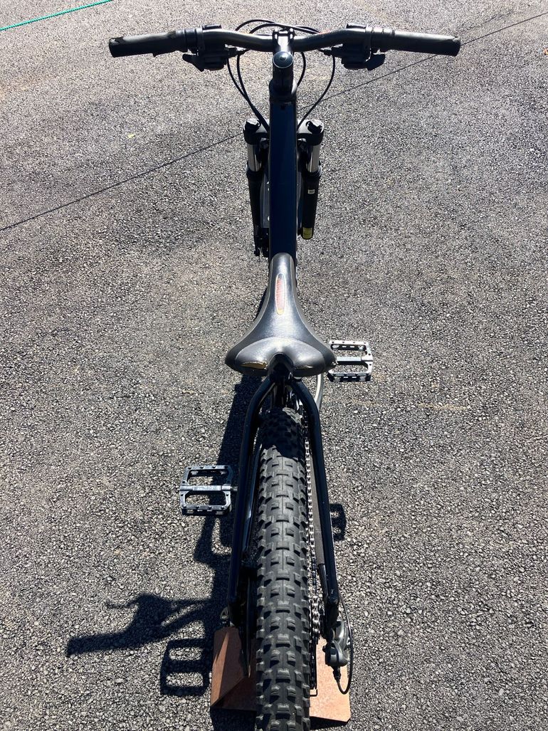 Used Specialized Rockhopper 26 2022 2022 Mountainbike, Black, 26 — image 6 of 7