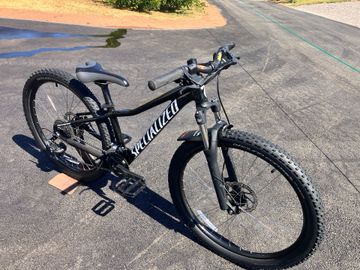Used Specialized Rockhopper 26 2022 2022 Mountainbike, Black, 26 — image 7 of 7