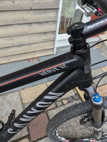 Used Canyon Nerve F8 2010 Mountainbike, Black — image 5 of 10