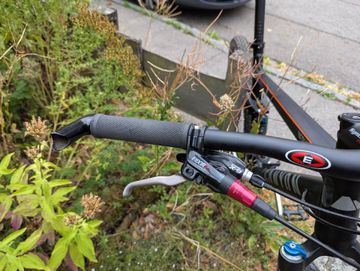 Used Canyon Nerve F8 2010 Mountainbike, Black — image 6 of 10