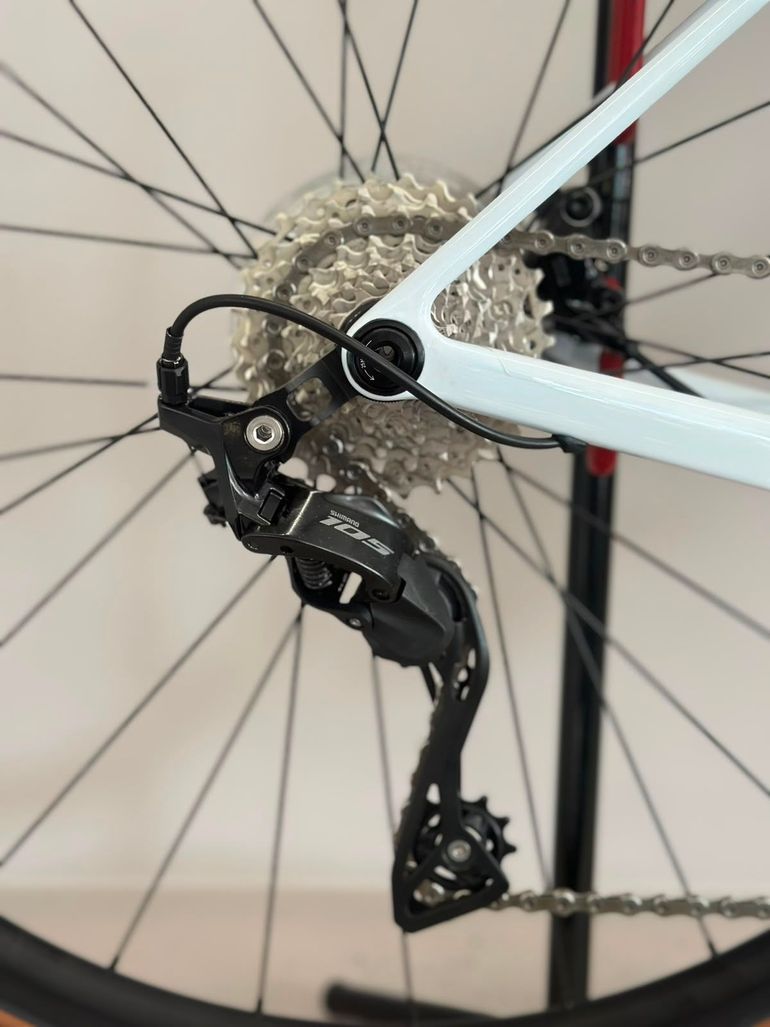 Gebrauchtes BMC Teammachine SLR THREE 2027 2027 Road & Gravel, Weiß — Bild 3 von 20
