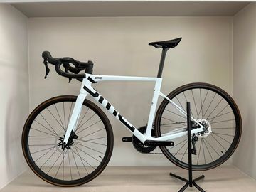 Gebrauchtes BMC Teammachine SLR THREE 2027 2027 Road & Gravel, Weiß — Bild 1 von 20