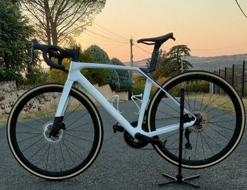 Brugt Trek Madone SL 6 2027 2027 Road & Gravel — billede 2 af 3
