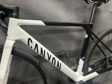 Gebrauchtes Canyon Ultimate CF SL 7 eTap 2023 2023 Road & Gravel, Weiß — Bild 9 von 14