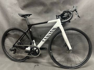 Gebrauchtes Canyon Ultimate CF SL 7 eTap 2023 2023 Road & Gravel, Weiß — Bild 2 von 14