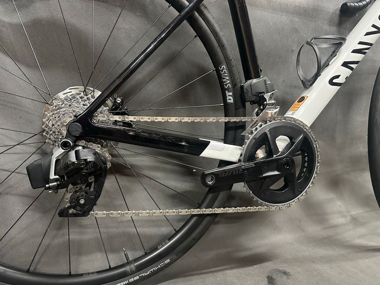 Gebrauchtes Canyon Ultimate CF SL 7 eTap 2023 2023 Road & Gravel, Weiß — Bild 6 von 14