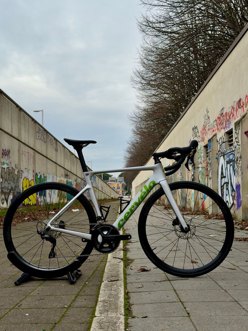 Käytetty Cervélo Soloist 105 2026 2026 Road & Gravel