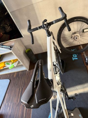 Gebrauchtes Trek Madone SL 6 2022 2022 Road & Gravel, Weiß — Bild 6 von 6