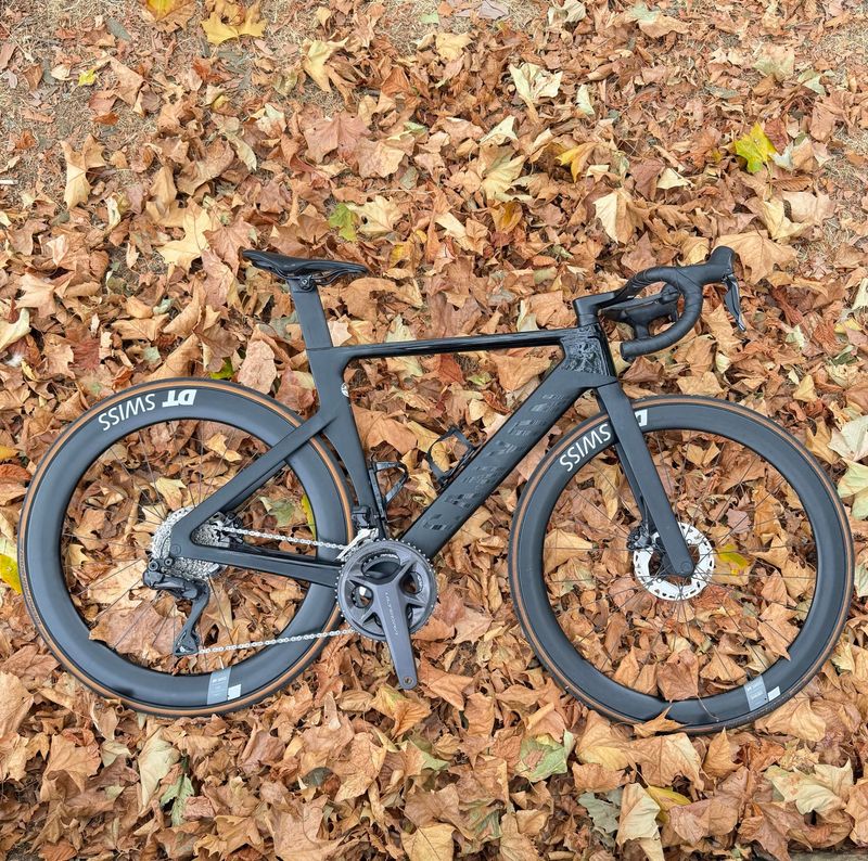Used Canyon Aeroad CF SLX 8 Disc Di2 2023 2023 Road & Gravel