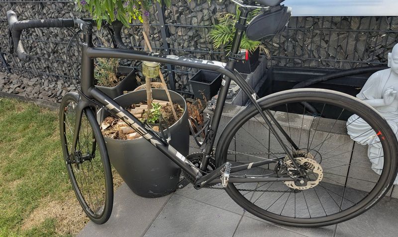 Käytetty Trek Domane ALR 5 Disc 2018 2018 Road & Gravel