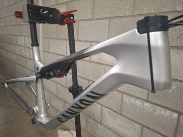 Käytetty Canyon LUX Frameset 2025 Mountainbike — kuva 7 / 15