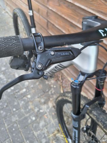 Gebrauchtes Canyon Lux Trail CF 9 2025 2025 Mountainbike, Hellgrau — Bild 9 von 13