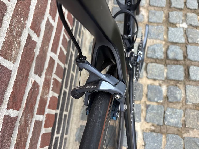 Used Canyon Aeroad Shimano Ultegra 2020 Road & Gravel, Black — image 8 of 11