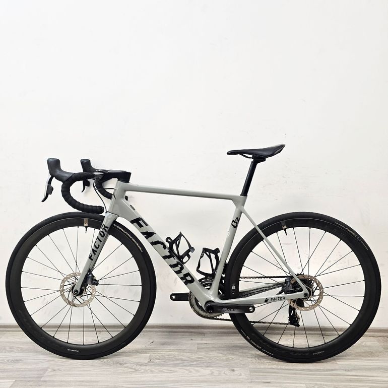 Used FACTOR O2 Disc 2024 Road & Gravel, Light Gray — image 17 of 30