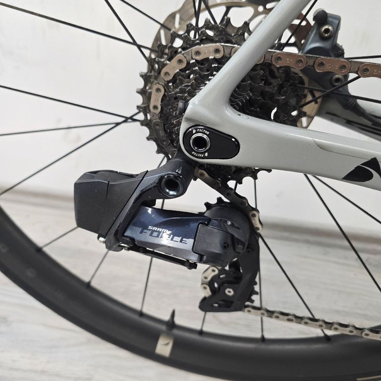 Used FACTOR O2 Disc 2024 Road & Gravel, Light Gray — image 20 of 30