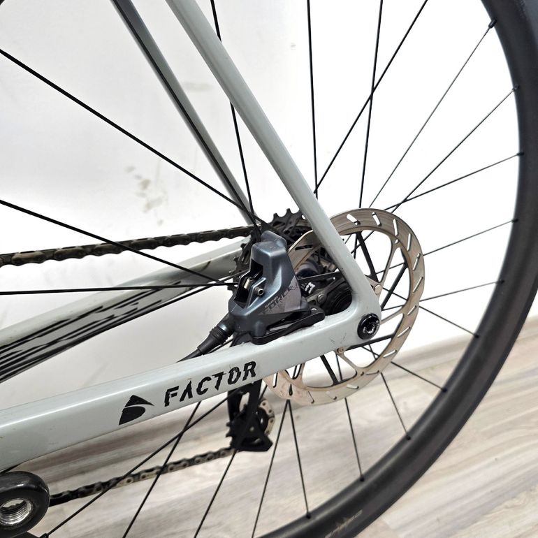 Used FACTOR O2 Disc 2024 Road & Gravel, Light Gray — image 24 of 30