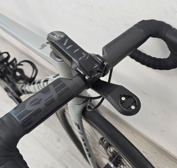 Used FACTOR O2 Disc 2024 Road & Gravel, Light Gray — image 25 of 30