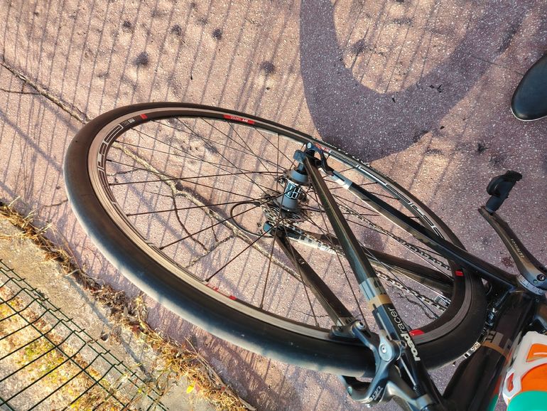 Used BMC Roadmachine Shimano Ultegra 2014 Road & Gravel, Black — image 3 of 9