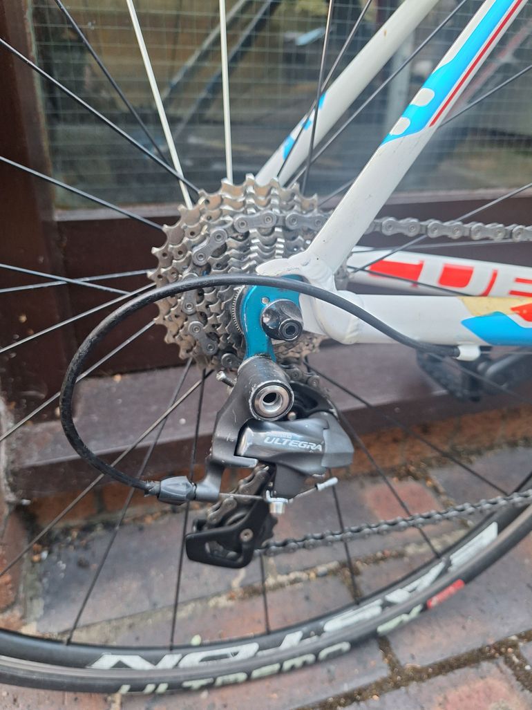 Used CUBE Peloton Race 2014 Road & Gravel, White — image 3 of 5