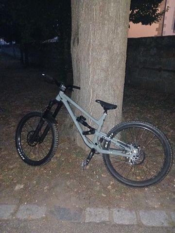 Brugt COMMENCAL CLASH 2025 2025 Mountainbike — billede 4 af 11