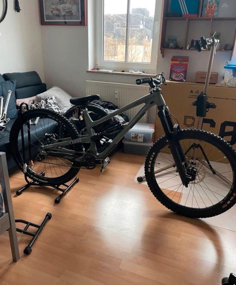 Brugt COMMENCAL CLASH 2025 2025 Mountainbike — billede 9 af 11
