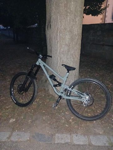 Brugt COMMENCAL CLASH 2025 2025 Mountainbike — billede 11 af 11