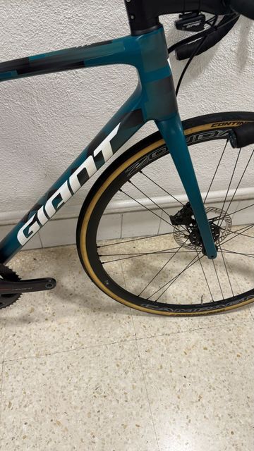 Tweedehands Giant Tcr SL Campagnolo Super Record EPS 2024 Road & Gravel — afbeelding 6 van 15
