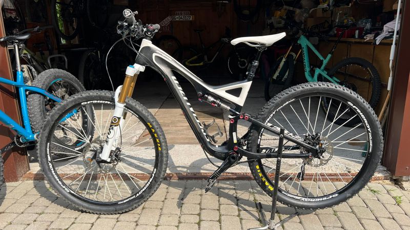 Used Specialized Stumpjumper FSR Comp Carbon 29 2012 2012 MTB