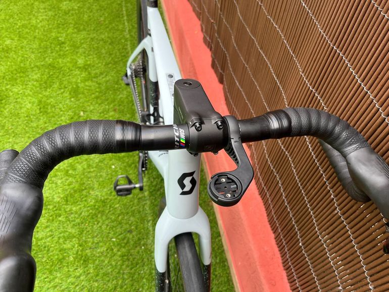 Scott Addict Shimano 105 Di2 2025 Road & Gravel d'occasion — image 4 sur 5
