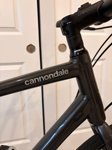 Used Cannondale Quick 4 2025 2025 Urban, Black — image 2 of 8