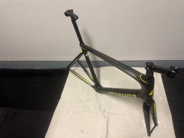 Used Specialized Roubaix Pro 2018 Frameset 2018 Road & Gravel, Black — image 5 of 41