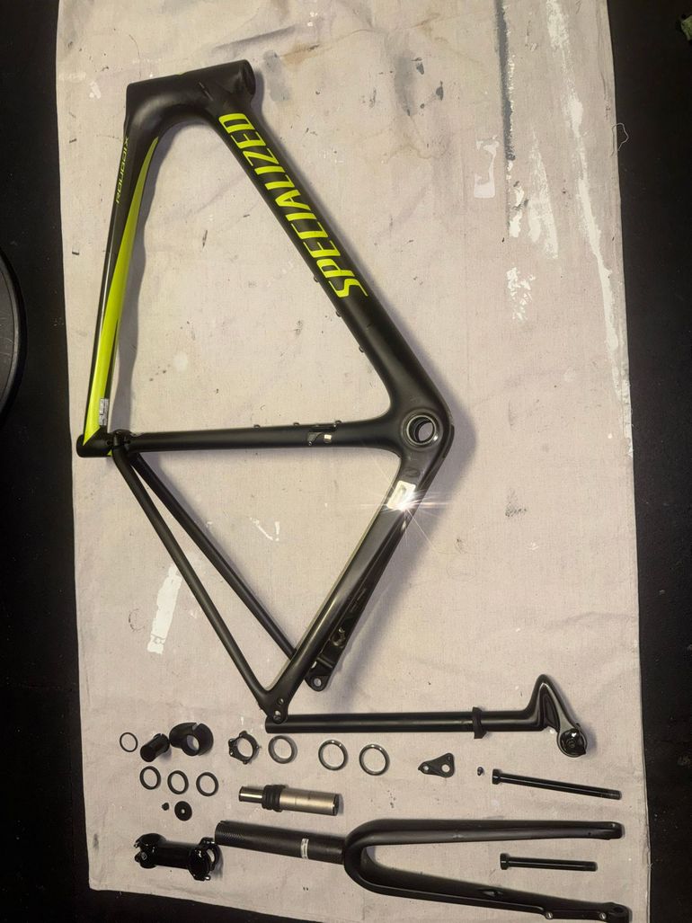 Used Specialized Roubaix Pro 2018 Frameset 2018 Road & Gravel, Black — image 19 of 41