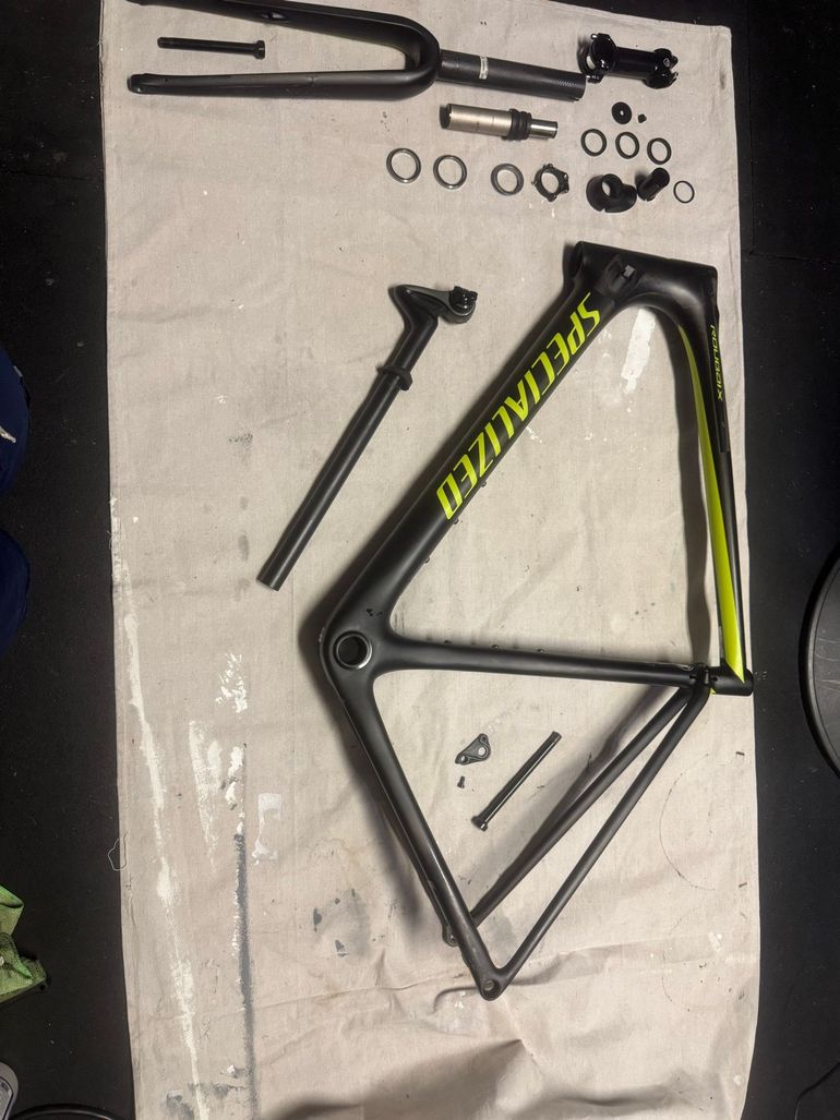 Used Specialized Roubaix Pro 2018 Frameset 2018 Road & Gravel, Black — image 28 of 41