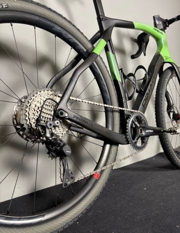 Tweedehands Pinarello Grevil Shimano GRX 2024 Road & Gravel — afbeelding 4 van 5
